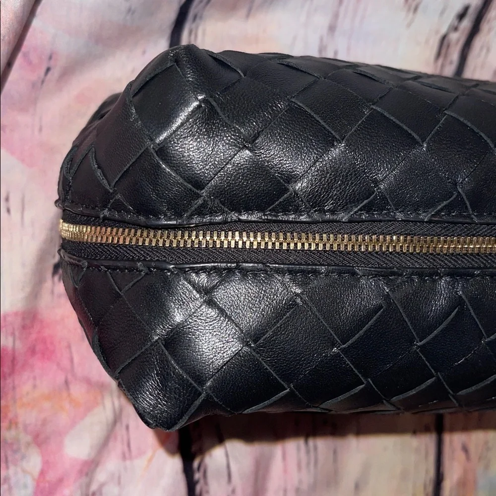 Bottega Veneta Napa Intrecciato Zip Wristlet Clutch Black